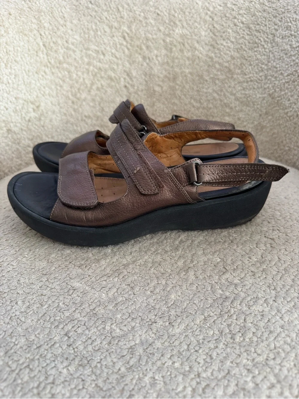 Clarks Unstructured Women’s Leather Comfort Sandals Bronze Metallic Size 10 Wide